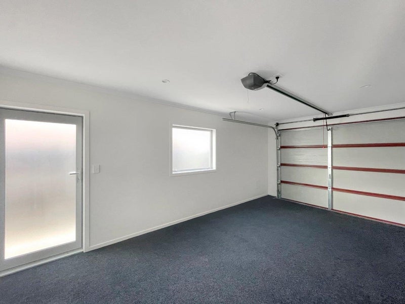 32 Earp Crescent, Chartwell, Hamilton - Carousel 17