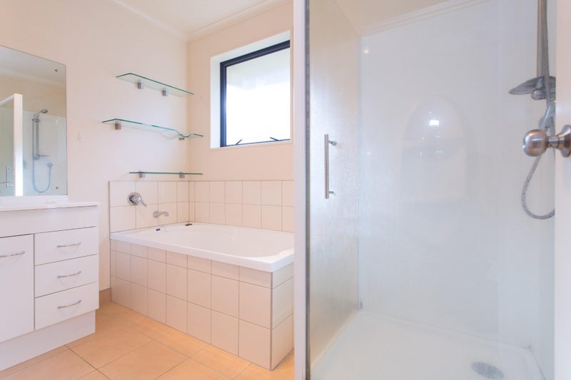 26 Carol Lee Place, Albany Heights, Auckland - Carousel 10