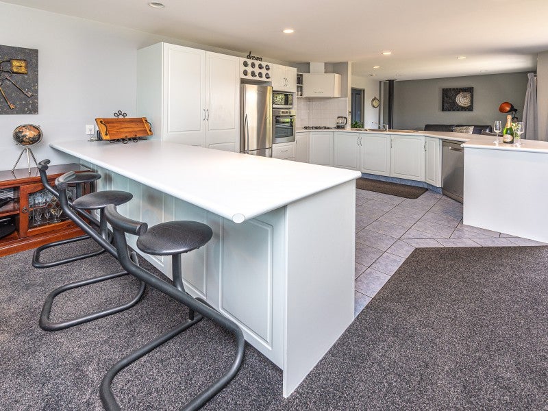 43 Kakaho Drive, Tawhero, Whanganui - Carousel 2