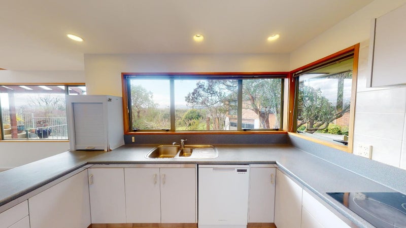 34 Kilkenny Place, Fitzherbert, Palmerston North - Carousel 2