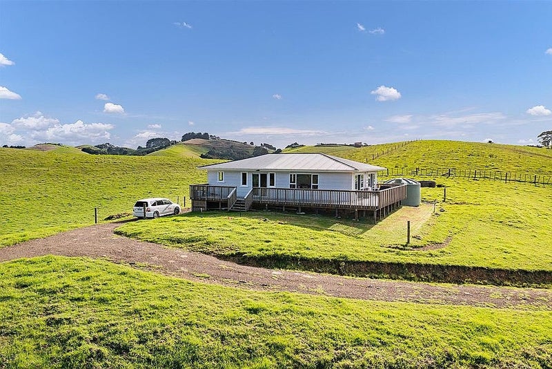 533 Pataua South Road, Onerahi - Carousel 2