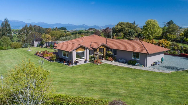17 Pukeko Lane, Redwood Valley - Carousel 1