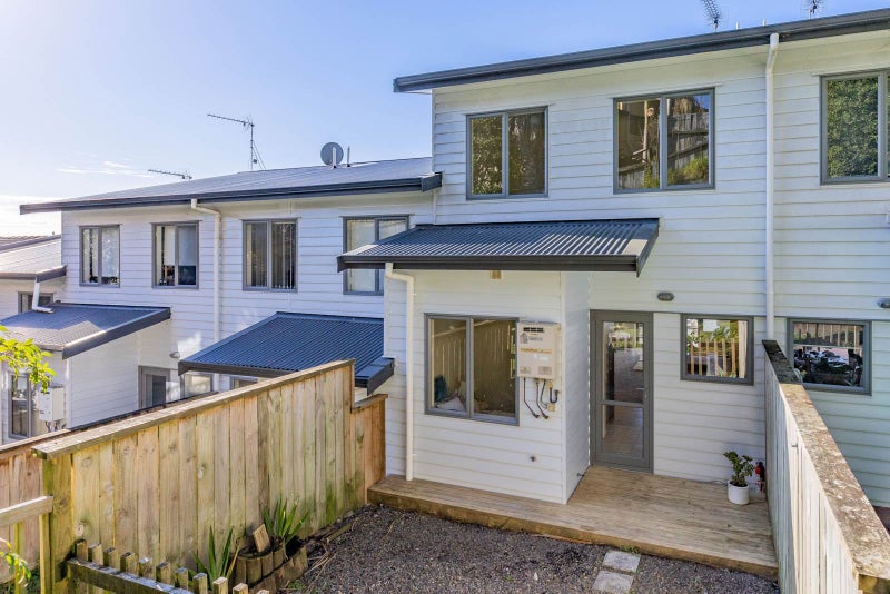 1/11 Pannill Place, Oteha, Auckland - Carousel 19