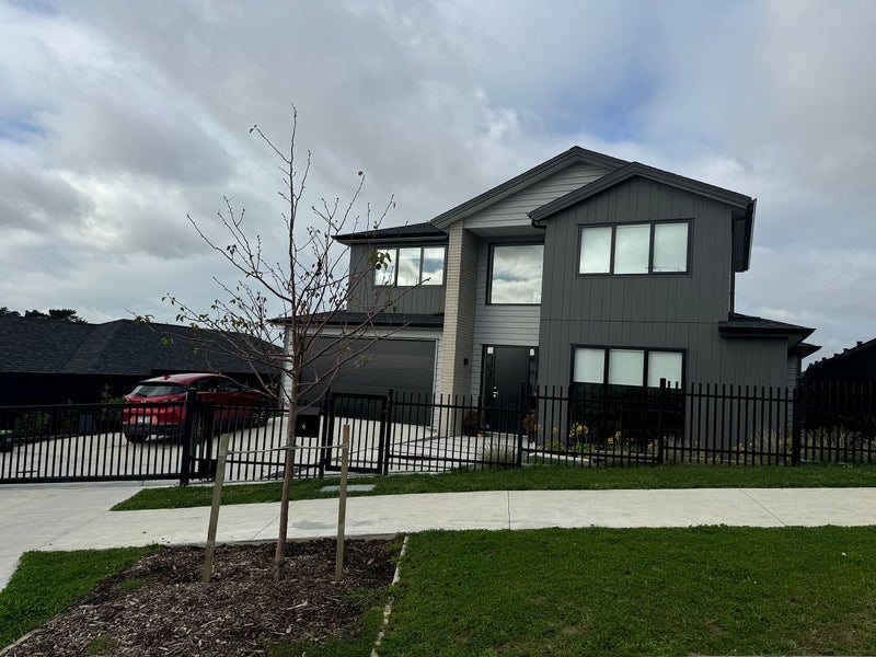 6 Kate Duncan Drive, Swanson, Auckland - Carousel 2
