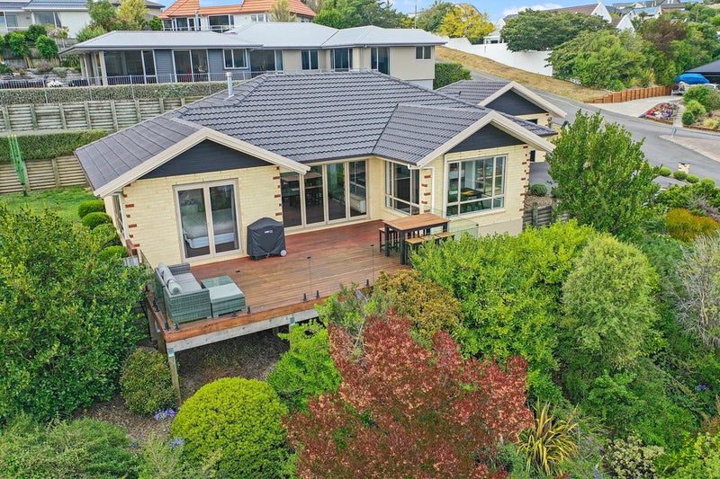 6 Sedbergh Place, Westmorland, Christchurch - Carousel 25