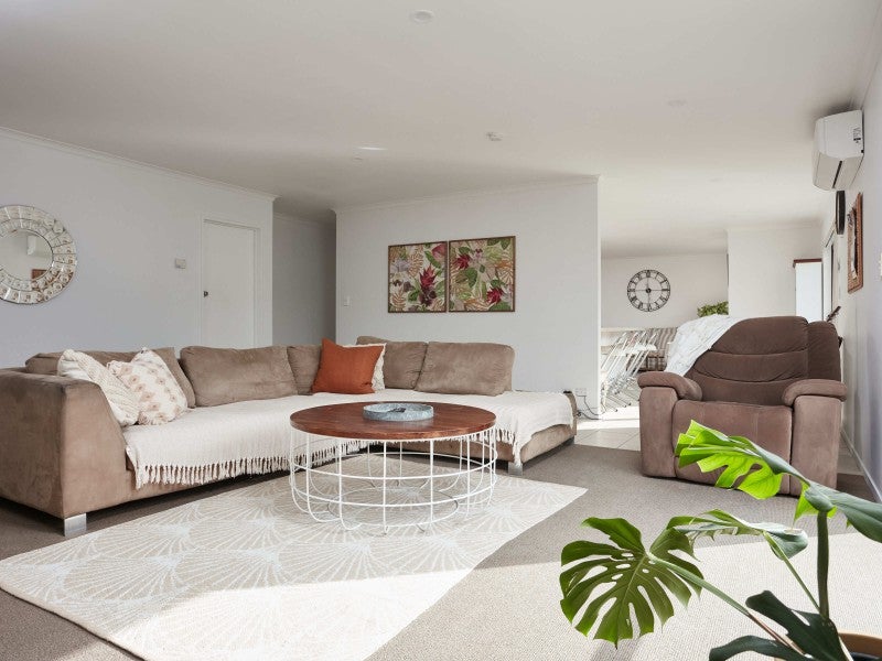 3 Wilson Street, Tamarau, Gisborne - Carousel 1