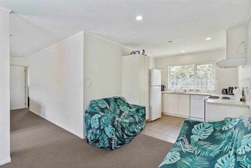 2 Camberley Court, Manurewa East, Auckland - Carousel 13