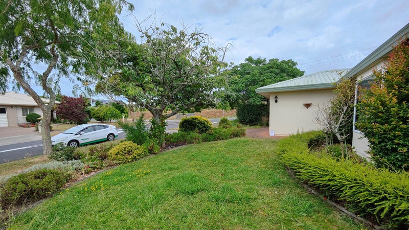 76 Splitt Avenue, Glenview, Hamilton - Carousel 2