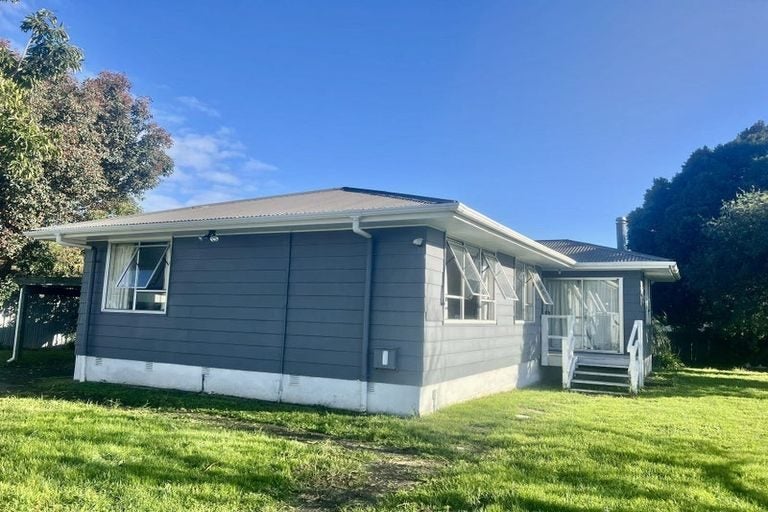 1 Stoll Place, Clendon Park, Auckland - Carousel 2