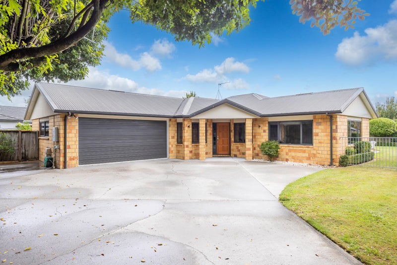 17 Innswood Place, Rototuna North, Hamilton - Carousel 2