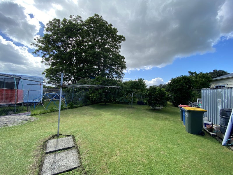32 Nile Road, Kelston, Auckland - Carousel 2