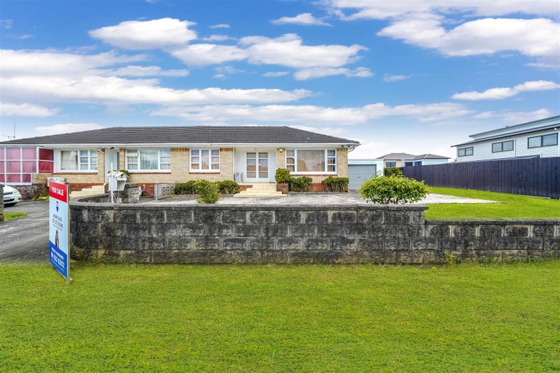 2/116 Wallace Road, Papatoetoe, Auckland - Carousel 1