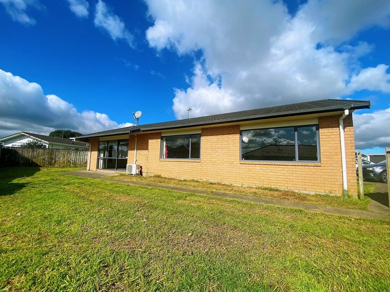 1/35 Coombe Avenue, Otara, Auckland - Carousel 1