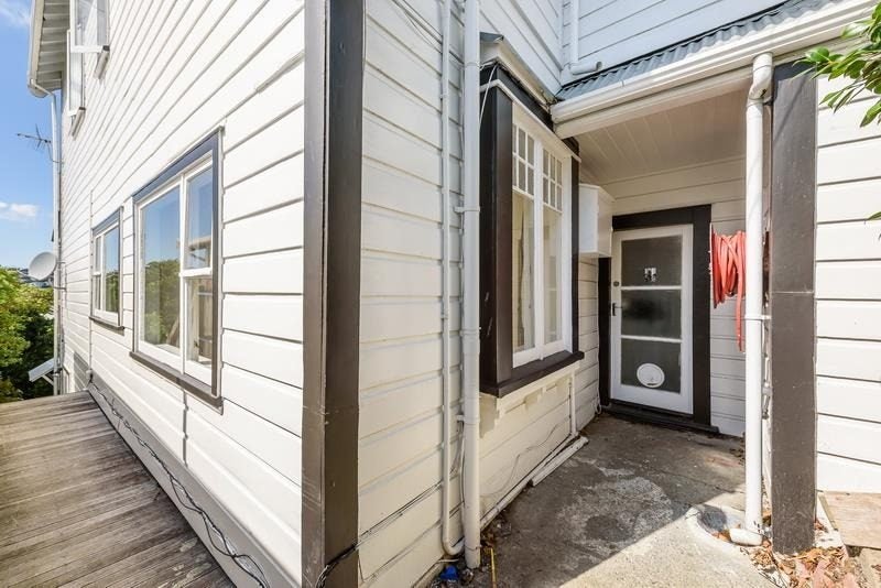 281 Adelaide Road, Newtown, Wellington - Carousel 2