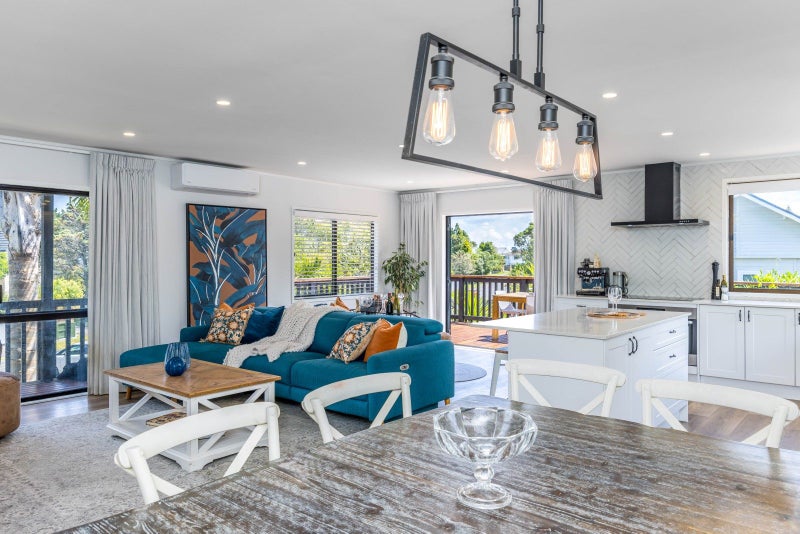 60 Gatman Street, Birkdale, Auckland - Carousel 1