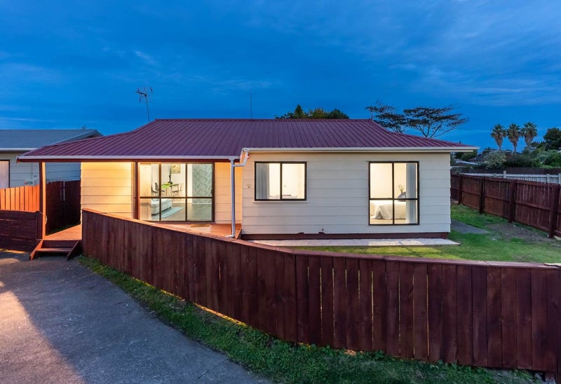 100A Shifnal Drive, Randwick Park, Auckland - Carousel 2