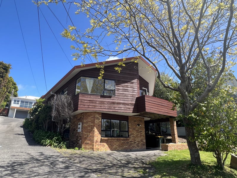 1/14 Clematis Avenue, Murrays Bay, Auckland - Carousel 1