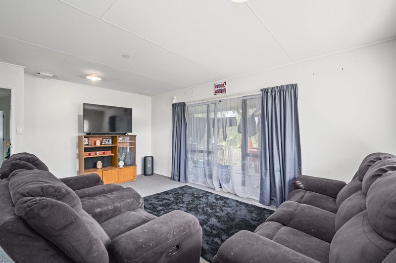 38 Sunline Place, Ngongotaha, Rotorua - Carousel 2