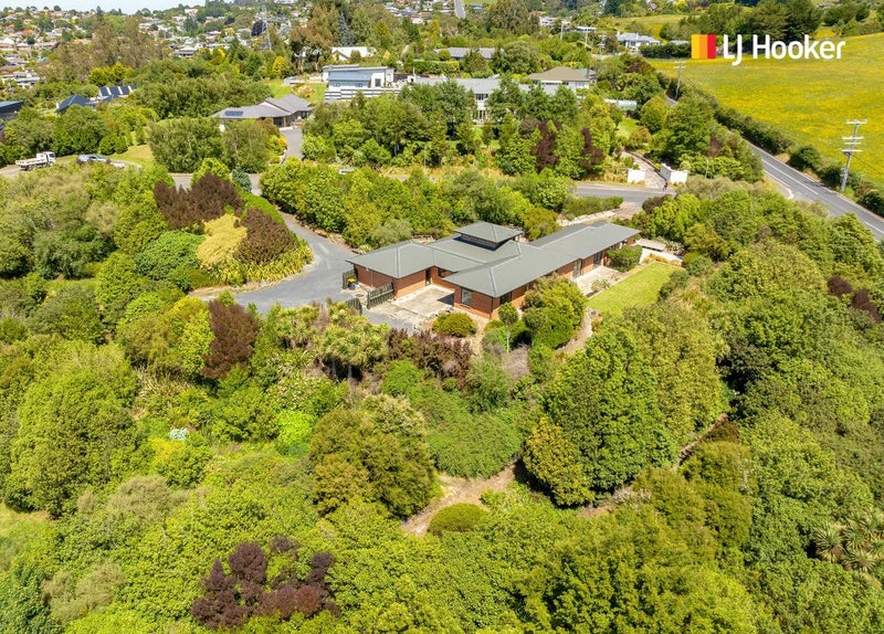 1 Joshua Place, Helensburgh, Dunedin - Carousel 32