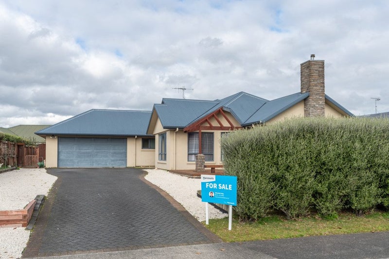 5 Sovereign Place, Rototuna North, Hamilton - Carousel 2