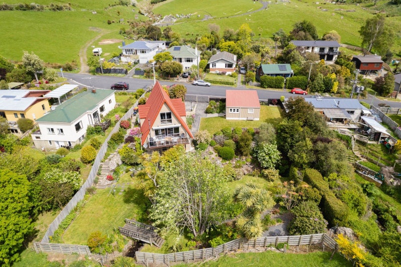 57A Greenacres Street, Macandrew Bay, Dunedin - Carousel 2