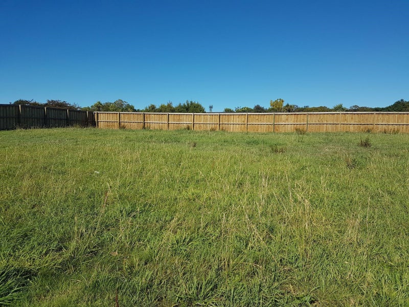 28 Sarikei Avenue, Northwood, Christchurch - Carousel 2