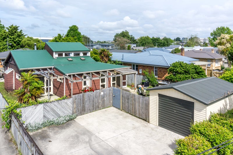 97 Silverdale Road, Silverdale, Hamilton - Carousel 1