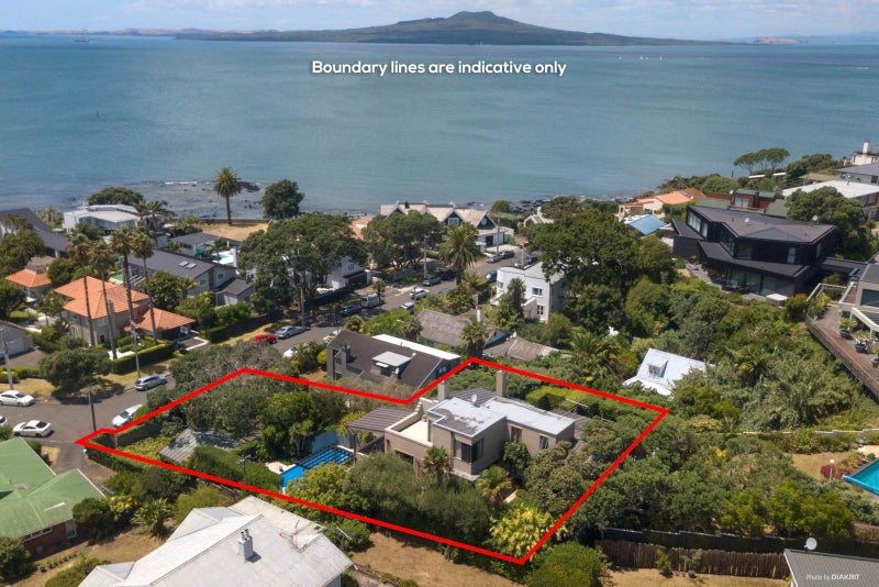 9 Audrey Road, Takapuna, Auckland - Carousel 1