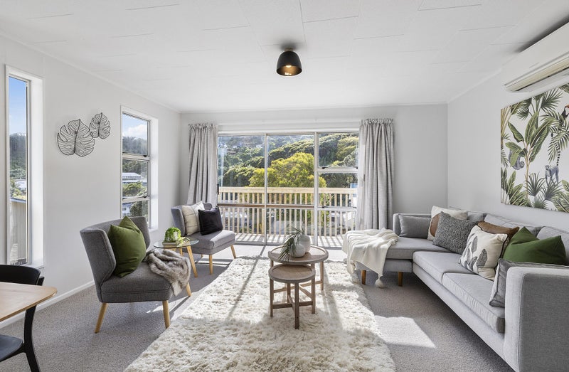 25 Yarrow Place, Papakowhai, Porirua - Carousel 2