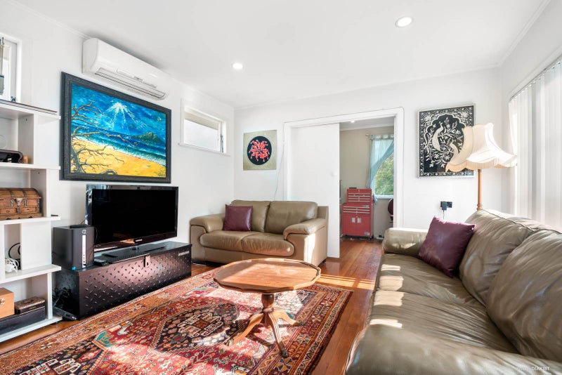 1/46 Lyttelton Avenue, Forrest Hill, Auckland - Carousel 2