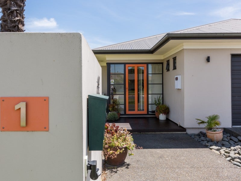 1 Northwood Avenue, Mahora, Hastings - Carousel 19