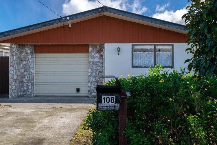 108 Redwood Street, Redwoodtown, Blenheim - Carousel 1