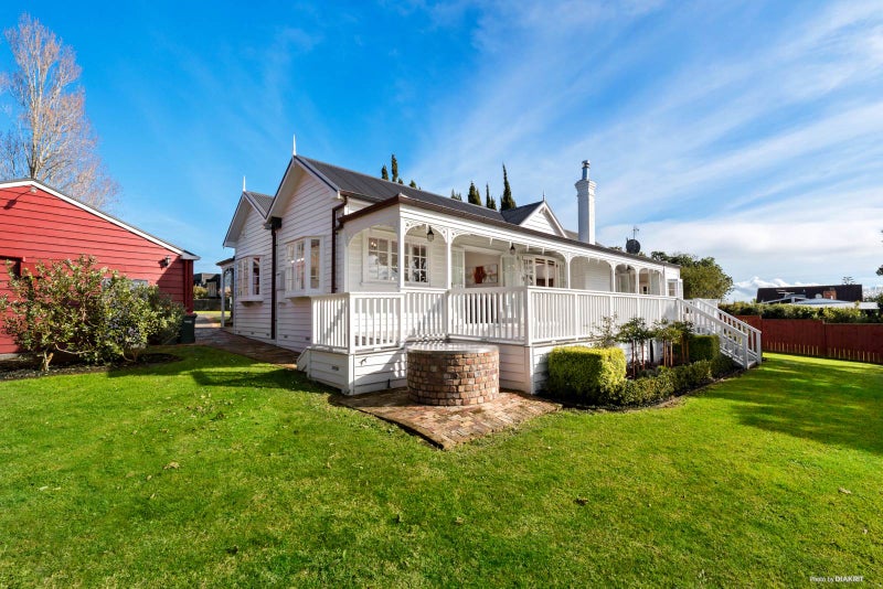 185 Bleakhouse Road, Mellons Bay, Auckland - Carousel 1