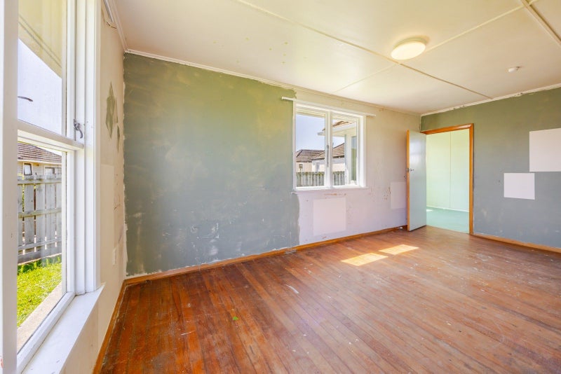 25 Dockery Avenue, Onekawa, Napier - Carousel 19