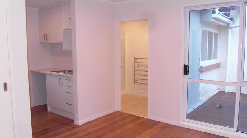 182 Manukau Road, Epsom, Auckland - Carousel 8