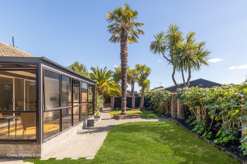 15 Thurso Place, New Brighton, Christchurch - Carousel 2