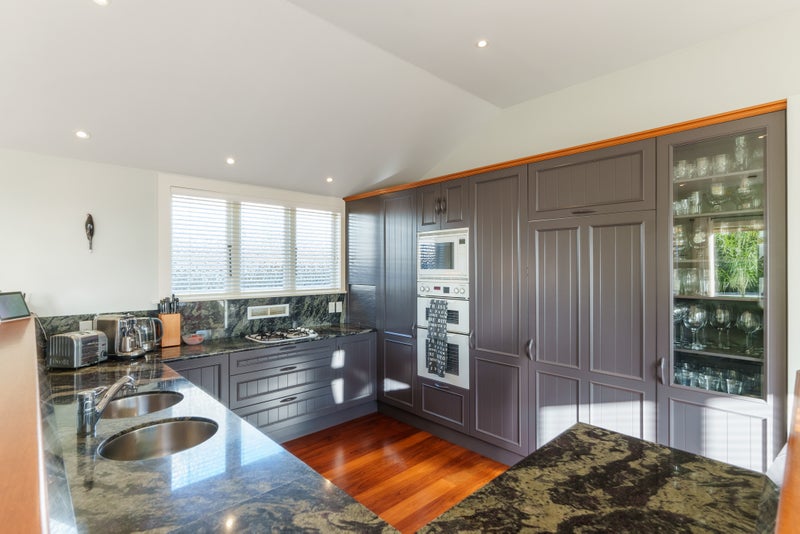 20 Bay Road, St Heliers, Auckland - Carousel 2