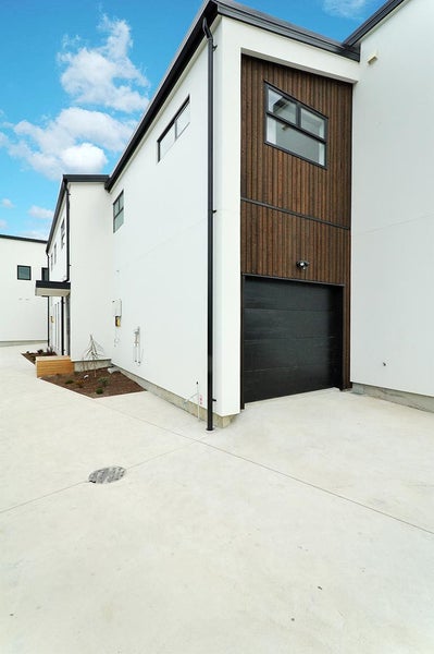 1/90 Warden Street, Richmond, Christchurch - Carousel 2