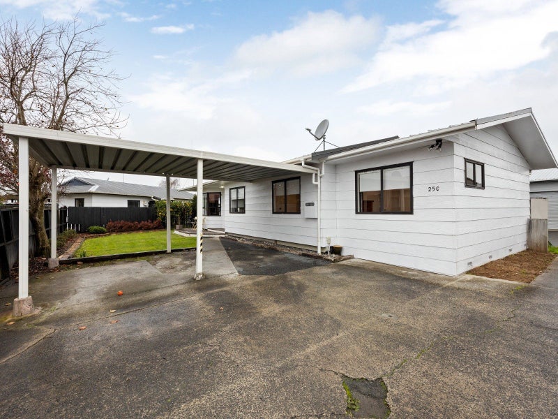 25C Garland Drive, St Andrews, Hamilton - Carousel 2