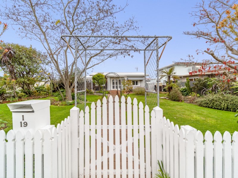 1/19 Lannie Place, GREENMEADOWS, NAPIER - Carousel 1