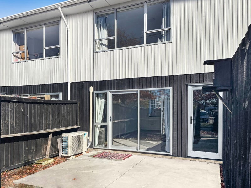 2/25 Cumberland Street, Richmond, Christchurch - Carousel 1
