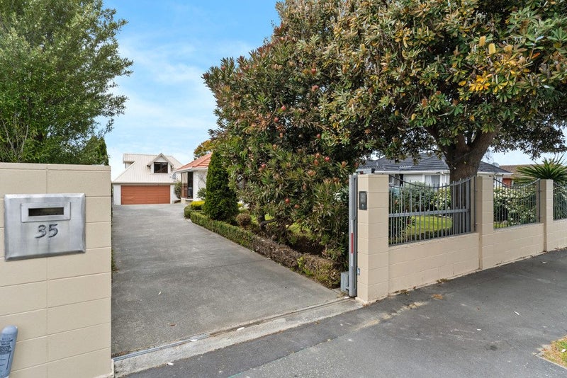 35 Reginald Street, Burwood, Christchurch - Carousel 28