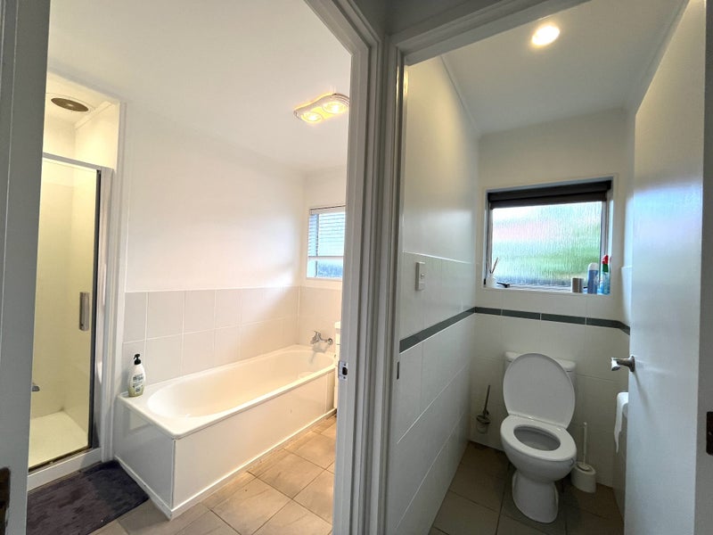83 Botany Road, Botany Downs, Auckland - Carousel 11
