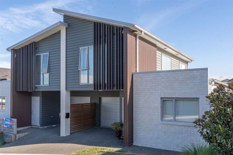 6 Springside Court, Huntington, Hamilton - Carousel 1