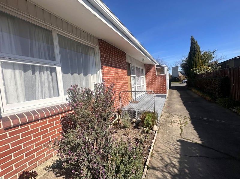 1/254 Main North Road, Redwood, Christchurch - Carousel 2