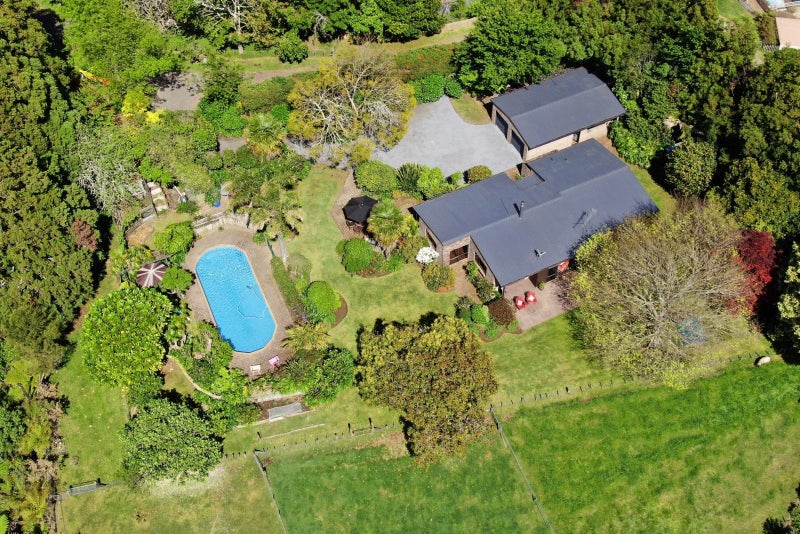 274 Work Road, Katikati - Carousel 1