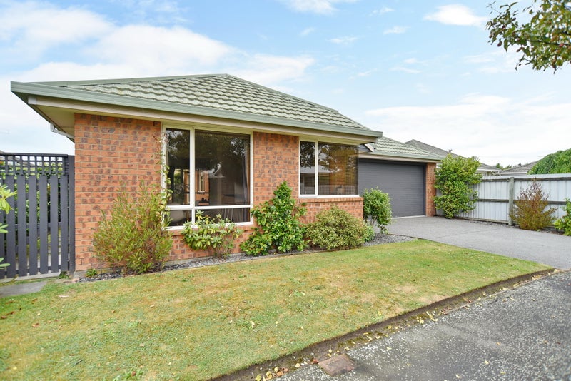 1/2 Rossiter Avenue, Redwood, Christchurch - Carousel 18
