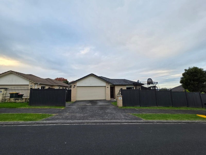 4B Westglen Place, Ranui, Auckland - Carousel 2