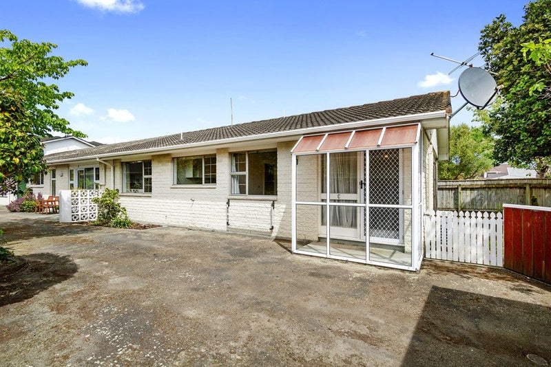 3/51 Ludlam Crescent, Woburn, Lower Hutt - Carousel 2