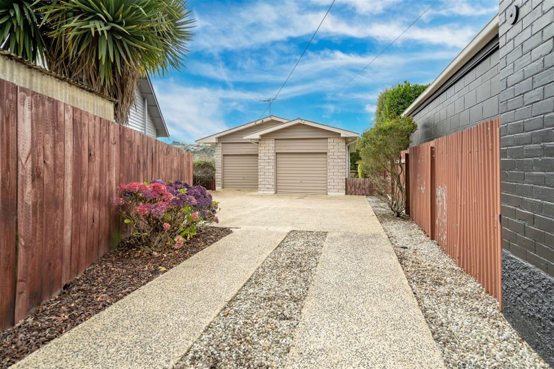 8A Thoreau Street, Concord, Dunedin - Carousel 2